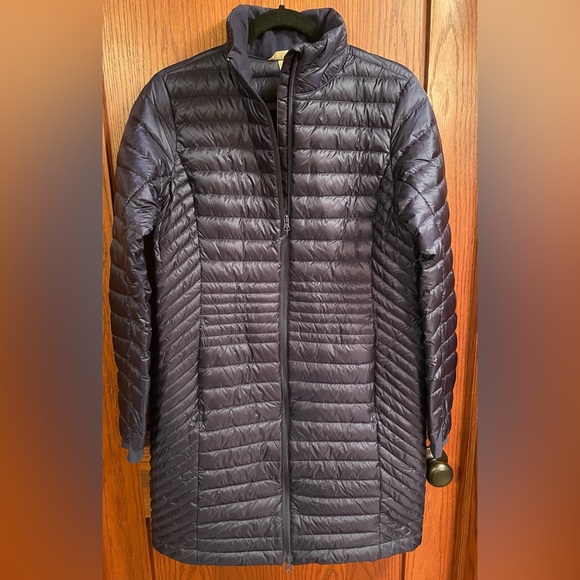 NWT Duluth Trading Co. women’s Down Right Coat, size small, NAVY - Picture 2 of 11